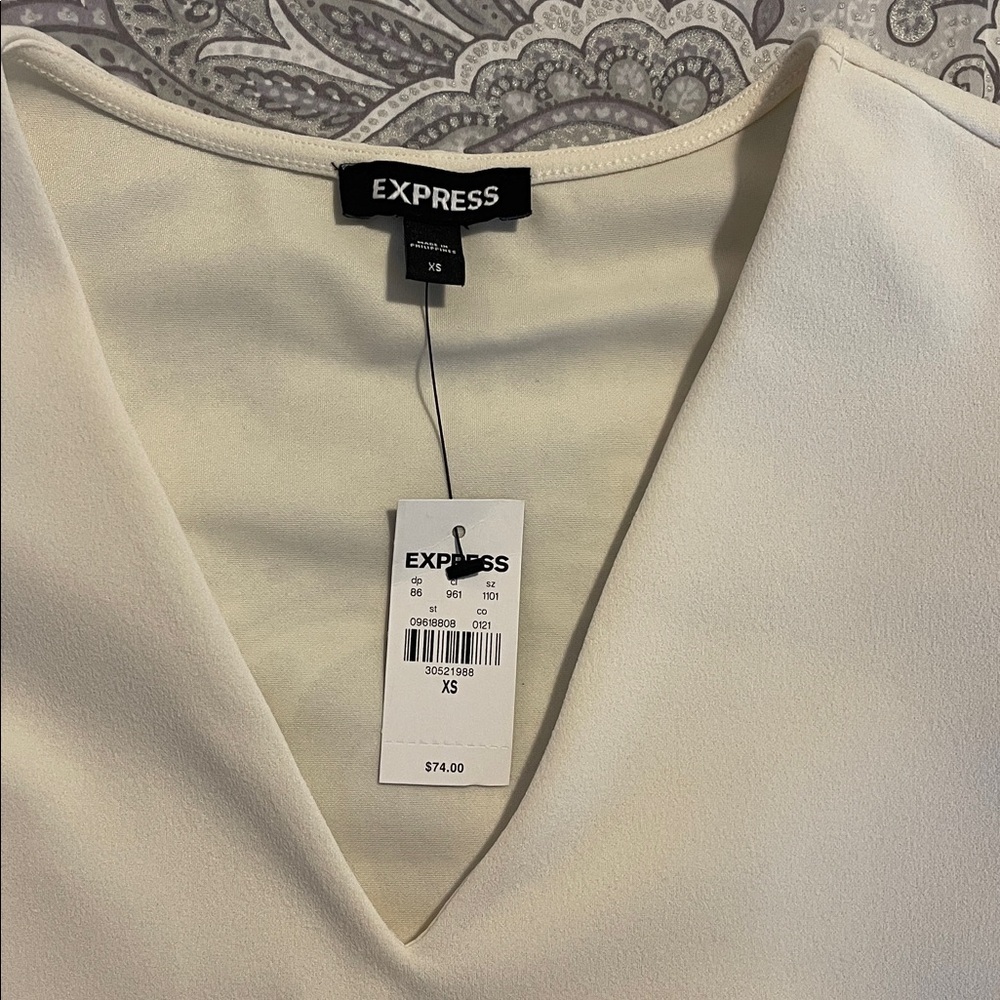 Express Ivory Bodysuit with Lace Floral Sleeves - Picture 7 of 8